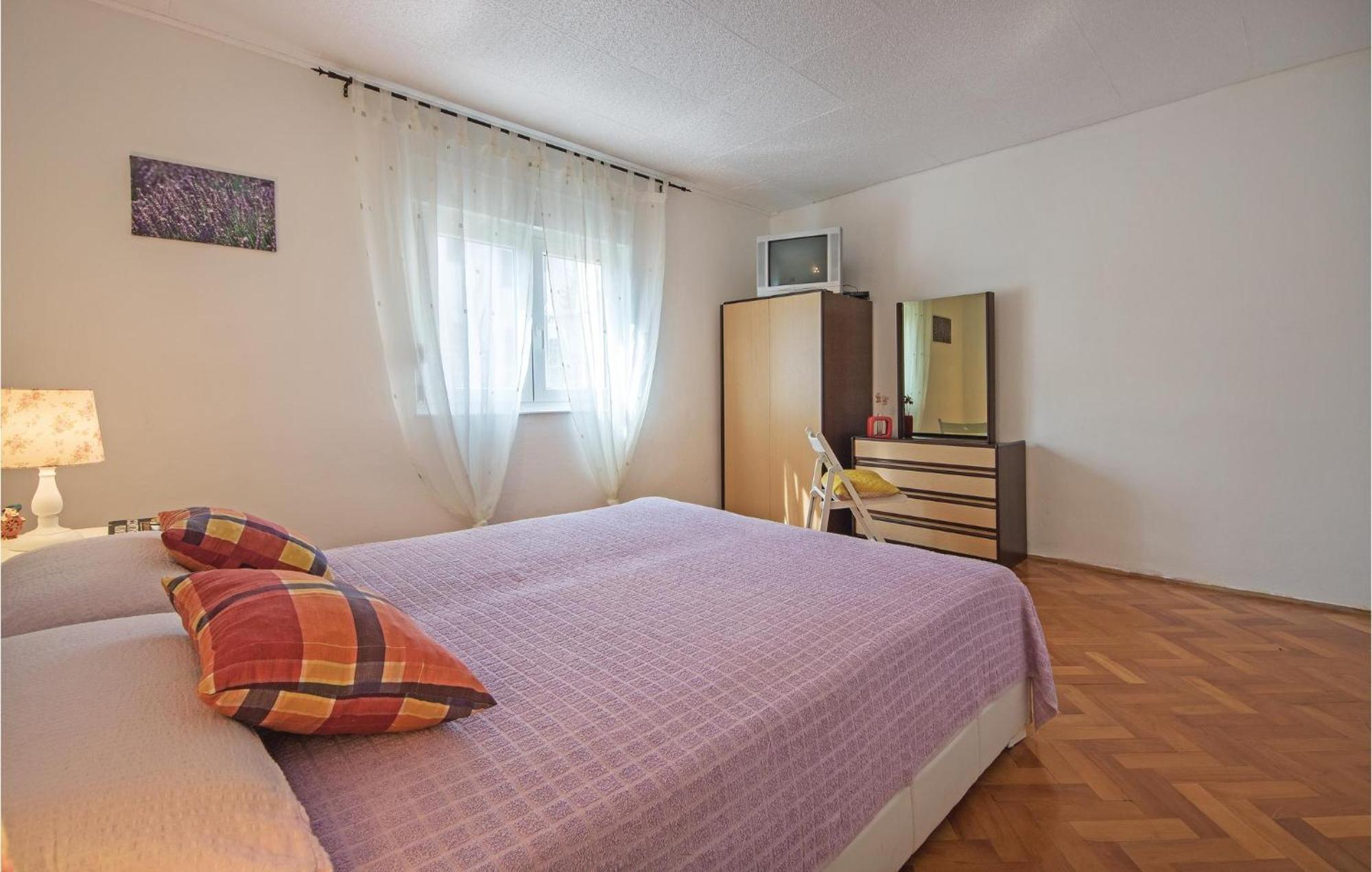 Awesome Apartment In Fazana With Wifi Luaran gambar